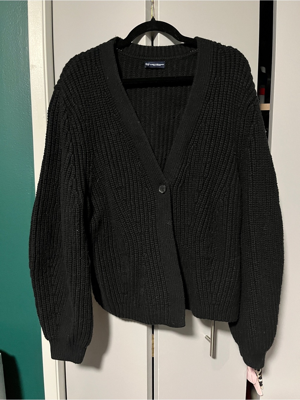 GAP Black Chunky V-Neck Cardigan with Single Button